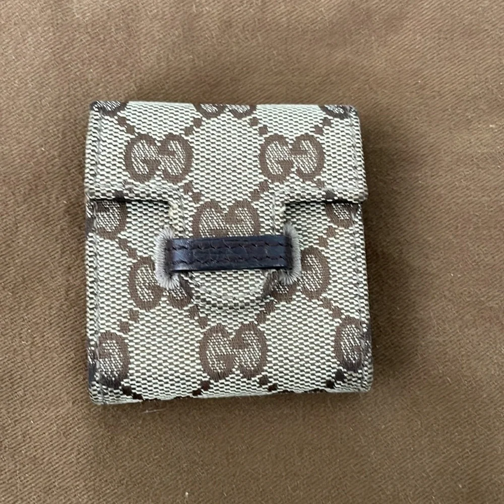 Gucci stand watch - Picture 3 of 6